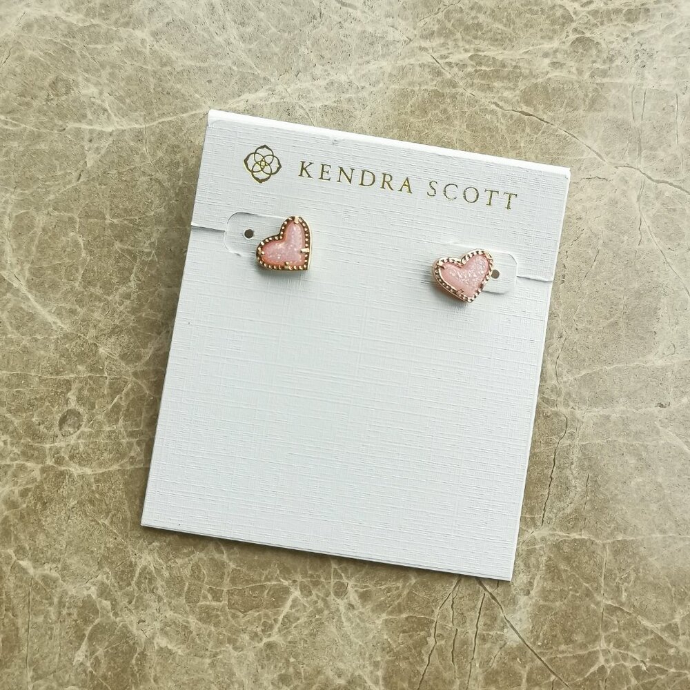 NEW Kendra Scott Rose Gold Light Pink Drusy Ari Heart Stud Earrings